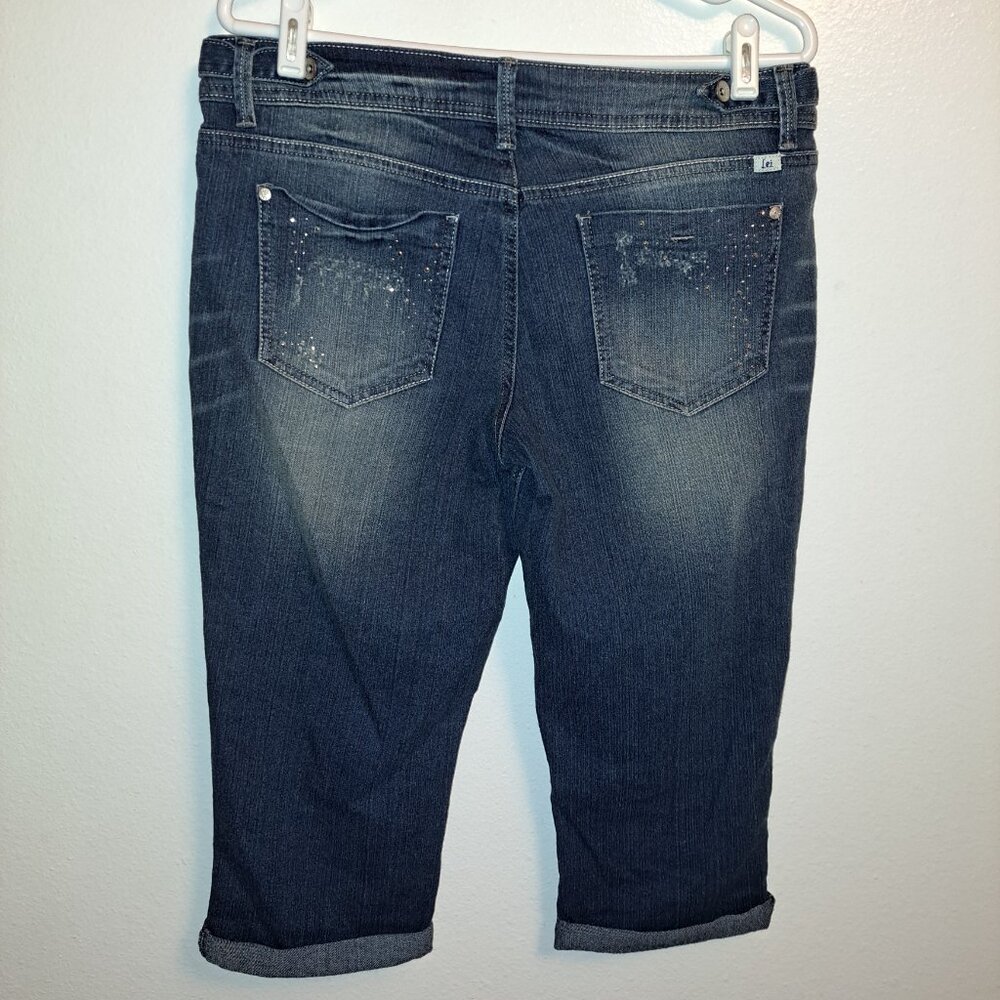 L.e.i Jeans Ashley Lowrise Distressed Capris w/Rhinestone Embellishments NWT - Picture 7 of 11